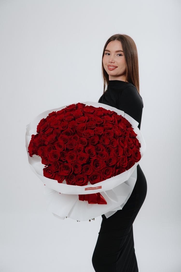 Букет из 101 розы "Разожги огонь чувств"